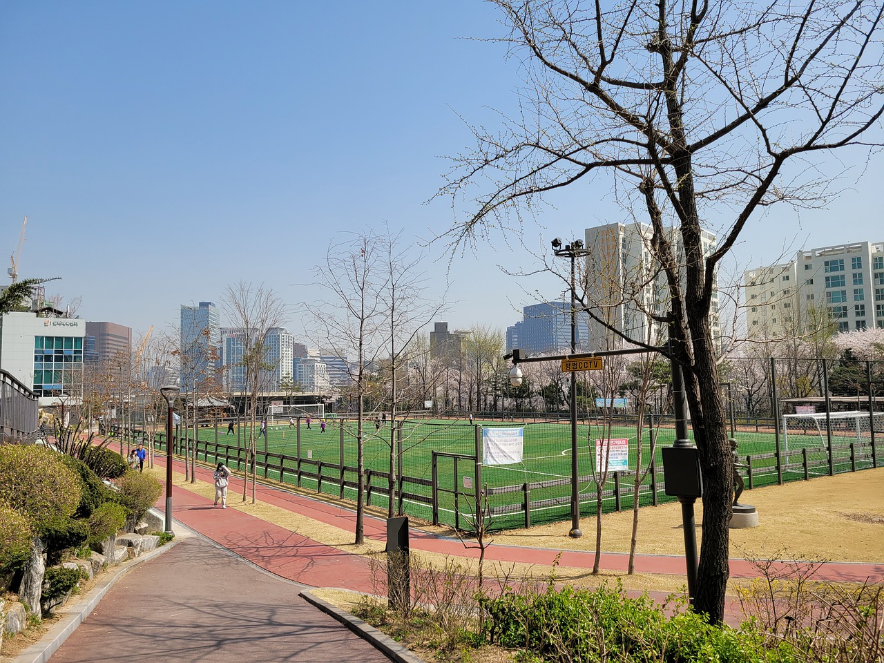 正经历着一 正经历着一